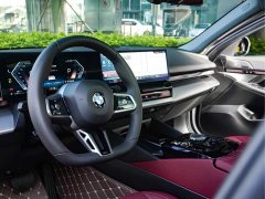 BMW 5 Series 530Li Leading M Sports Package - фото 14