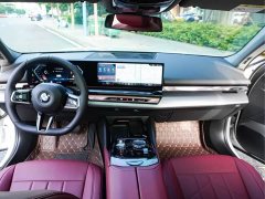 BMW 5 Series 530Li Leading M Sports Package - фото 19