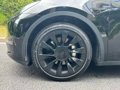 Tesla Model Y long-range all-wheel drive version - фото 5
