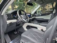 Volkswagen Touron 380TSI four-wheel drive respected luxury version - фото 6