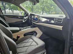 Volkswagen Touron 380TSI four-wheel drive respected luxury version - фото 9