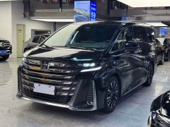 Toyota Wilfa Crown Dual Engine 2.5L Supreme Executive Edition - фото 1