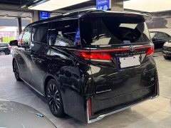 Toyota Wilfa Crown Dual Engine 2.5L Supreme Executive Edition - фото 13