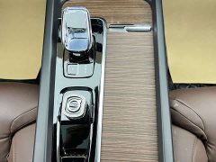 Volvo XC60 B5 four-wheel drive Zhiyuan luxury version - фото 20