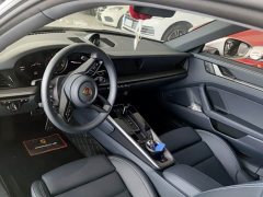 Porsche 911 2023 Carrera 3.0T - фото 3