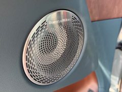 BMW XM Base - фото 10