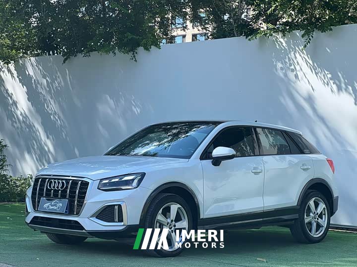 Audi Q2L 2022 35 TFSI Enterprising and Elegant - автомобиль из Китая