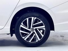 Volkswagen Lavida 1.5L automatic vision version - фото 9