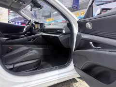 Lexus Elantra 1.5L CVT LUX Premium Edition - фото 17