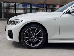 BMW 3 Series 325Li M Sports Package - фото 3