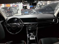 Lynk & Co Sethus 1.5L CVT Premium Edition - фото 7