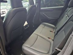 Tesla Model Y rear-wheel drive version - фото 12