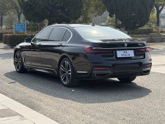 BMW 7 Series 730Li Luxury Package - фото 6