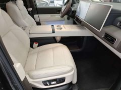 Li Auto Ideal MEGA Ultra - фото 15