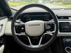 Land Rover Range Rover Velar 250PS Glitter Gold Collector’s Edition - фото 9