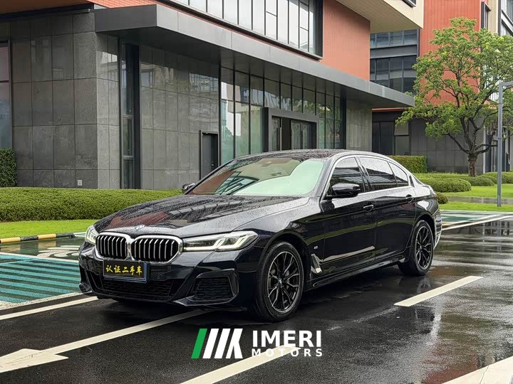 BMW 5 Series facelift 530Li leading M sports package