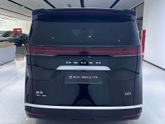 Denza D9 DM-i 970 four-wheel drive flagship - фото 11