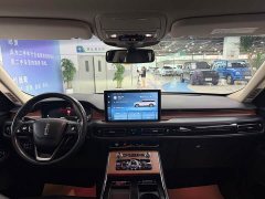 Lynk & Co Pilot 3.0T V6 four-wheel drive premium version - фото 13