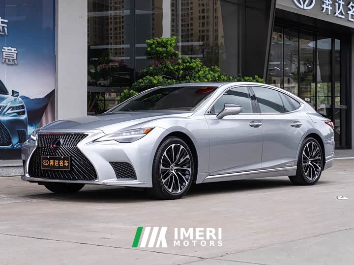 Lexus LS 500h Executive Edition - автомобиль из Китая