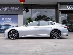 Lexus LS 500h Executive Edition - фото 4
