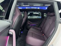 NIO ET5 75kWh - фото 9