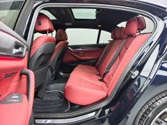 BMW 5 Series facelift 530Li leading M sports package - фото 15