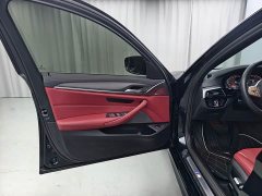 BMW 5 Series facelift 530Li leading M sports package - фото 7