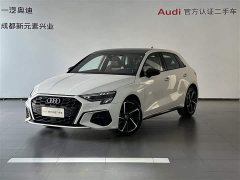 Audi A3 2022 Sportback 35 TFSI stylish and sporty - фото 1