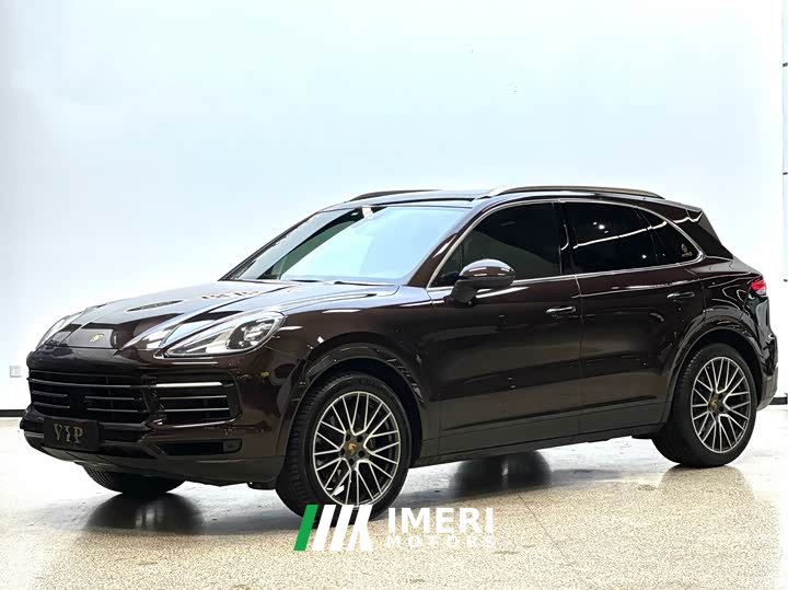 Porsche Cayenne 2019 Cayenne 3.0T - автомобиль из Китая