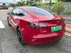 Tesla Model 3 rear-wheel drive version - фото 4