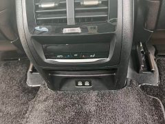 BMW X3 facelift xDrive28i M sports package - фото 13