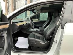 Tesla Model Y long-range all-wheel drive version - фото 13