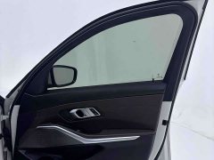 BMW 3 Series 320Li M Sport Package - фото 12
