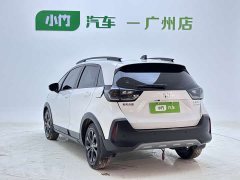 Lynk & Co LIFE 1.5L CVT CRO-SS Smart Edition - фото 4