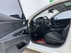 Lexus Elantra 1.5L CVT LUX Premium Edition - фото 10