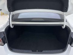 Lexus Elantra 1.5L CVT LUX Premium Edition - фото 17