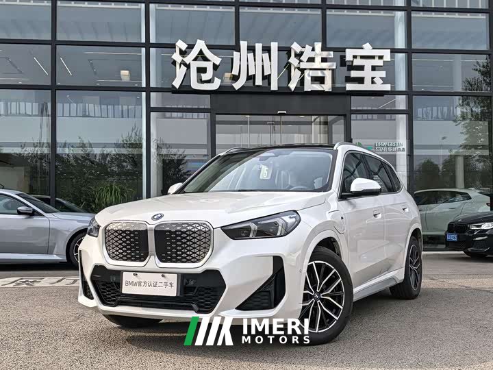 BMW iX1 eDrive25L M Sports Package - автомобиль из Китая