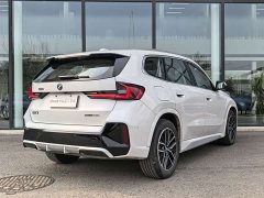 BMW iX1 eDrive25L M Sports Package - фото 5
