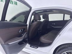 BMW 3 Series 320Li M Sport Package - фото 19