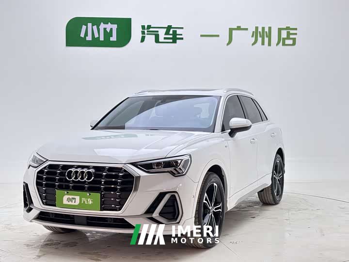 Audi Q3 35 TFSI Fashionable and Dynamic (1.4T)