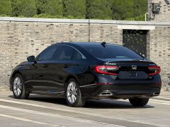 Honda Accord 2022 260TURBO Deluxe Edition - фото 3