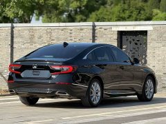 Honda Accord 2022 260TURBO Deluxe Edition - фото 4