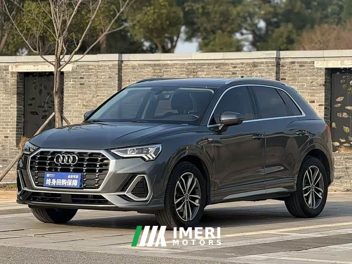 Audi Q3 35 TFSI aggressive and dynamic - автомобиль из Китая