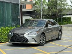 Lexus ES 200 Excellence Edition - фото 1