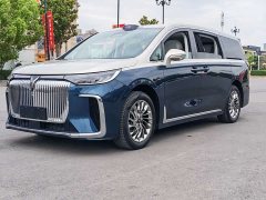 Voyah Lantu Dreamer 2025 EV four-wheel drive flagship Qiankun version - фото 1