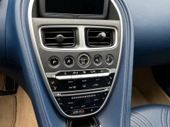 Aston Martin DB11 2020 4.0T V8 Volante Special Edition - фото 5