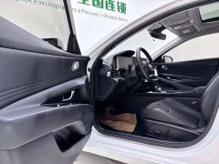 Lexus Elantra 2022 1.5L CVT LUX Premium Edition - фото 13