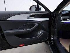 Hongqi H5 2025 2.0T automatic Qichang version - фото 13