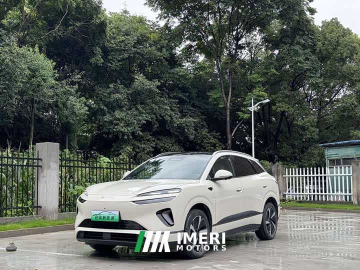 Lynk & Co Sea Lion 06 DM-i 205 Pilot Plus - автомобиль из Китая
