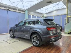 Audi Q7 45 TFSI quattro S line sports - фото 17